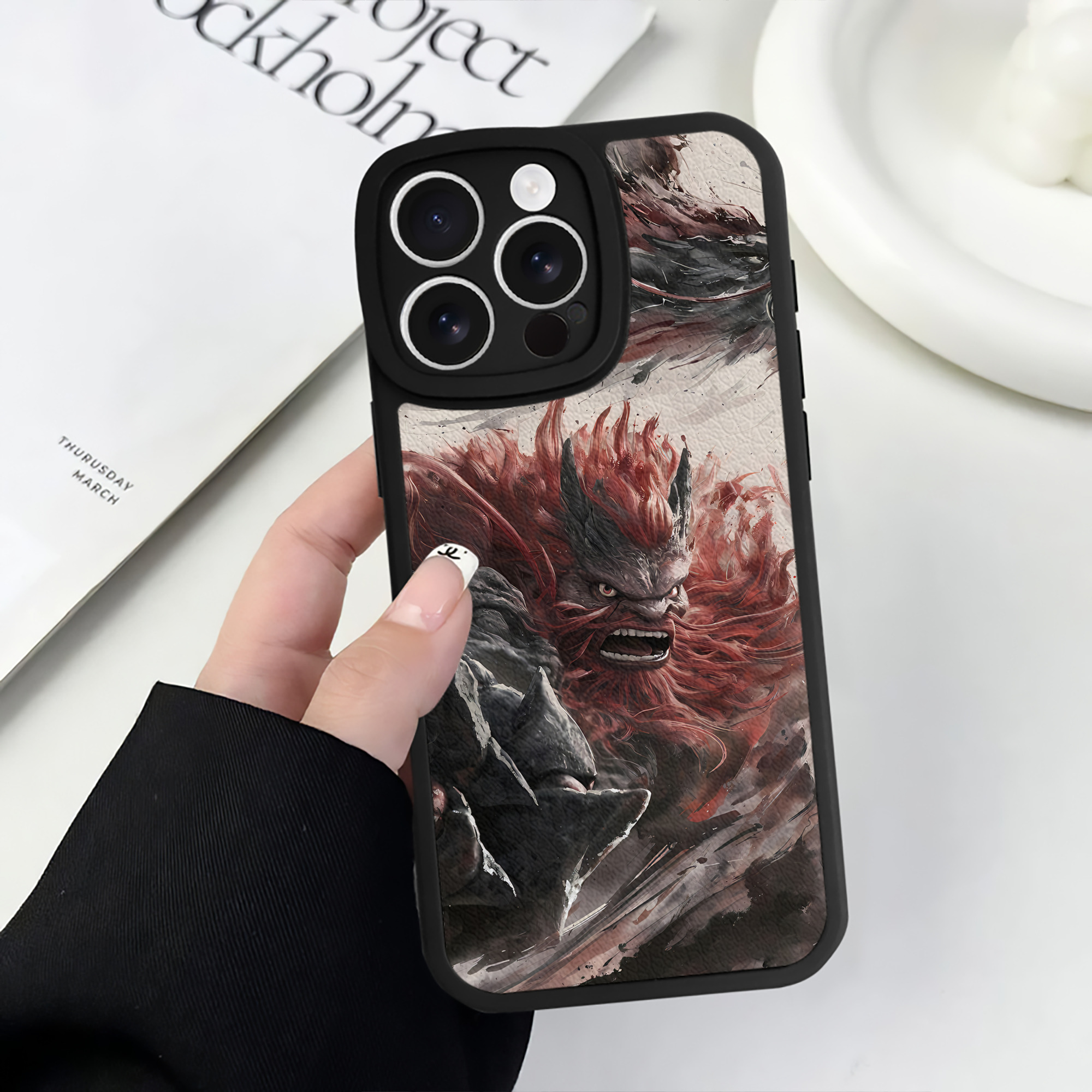 （画像用） Ne Zha 2 ナタ 魔童の大暴れ 【iPhone 16シリーズ対応】シリコンスマホケース（レザー調） 材質：シリコン
